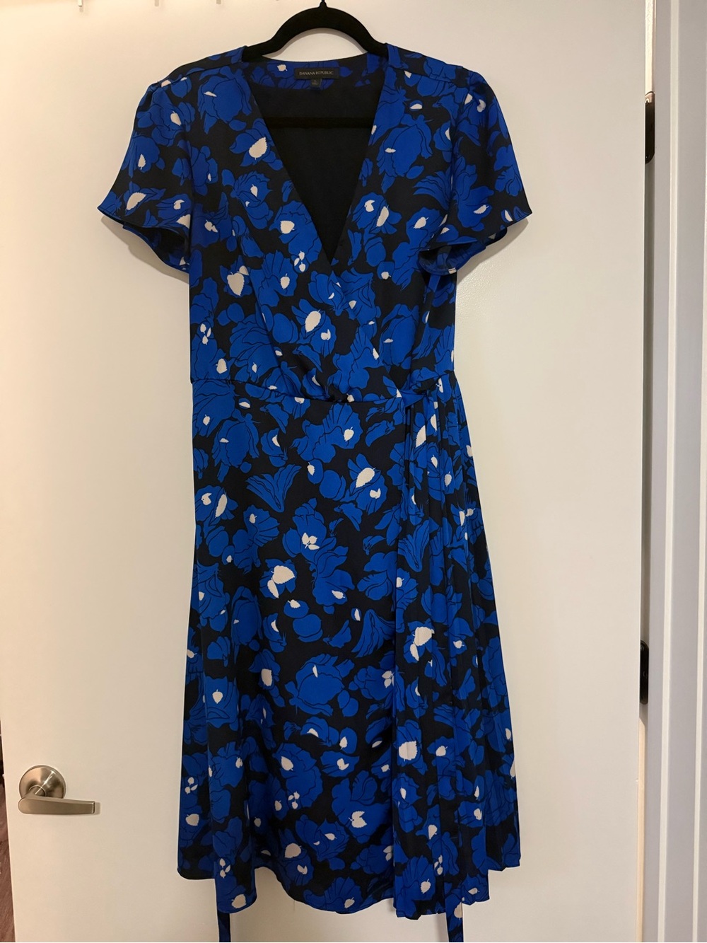 Banana Republic black and blue floral midi wrap dress